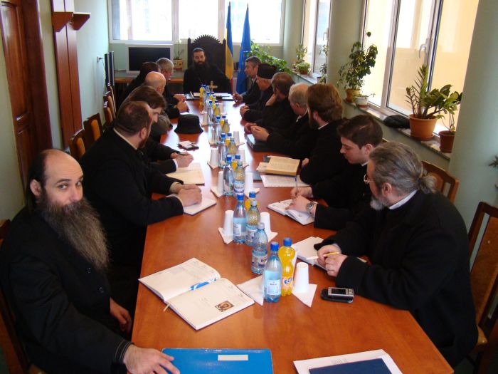 Marţi 23 februarie, la sediul Centrului Eparhial din Slatina a avut loc, sub preşedinţia PS Episcop Sebastian, şedinţa Consiliului Eparhial, la care au participat, în afara membrilor de drept, şi […]
