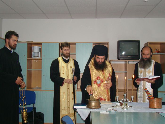 Vineri, 17 septembrie, la Colegiul Naţional “Ion Minulescu” din Slatina a avut loc o slujbă de binecuvântare, oficiată de către PS Părinte Sebastian, în fruntea unui sobor de preoţi şi […]