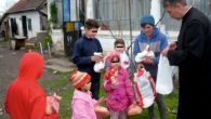   Marți, 18 aprilie 2017, părintele paroh Constantin Neacşa de la Parohia Izvoru a desfăşurat o acţiune socială, care a constat în dăruirea de alimente, haine și încălţăminte mai multor […]
