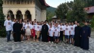 În perioada 14-20 august, la Mănăstirea „Sfinții Apostoli Petru și Pavel” de la Râmeț, 28 de tineri din eparhiile din țară au participat la Tabăra pentru tineret “Tradiție și noutate” […]