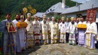Mănăstirea Lainici a adunat duminică, 6 august, de praznicul Schimbării ila Faţă a Domnului, mii de credincioşi, veniţi la închinare cu prilejul hramului. Sfânta şi Dumnezeiasca Liturghie a fost săvârşită […]